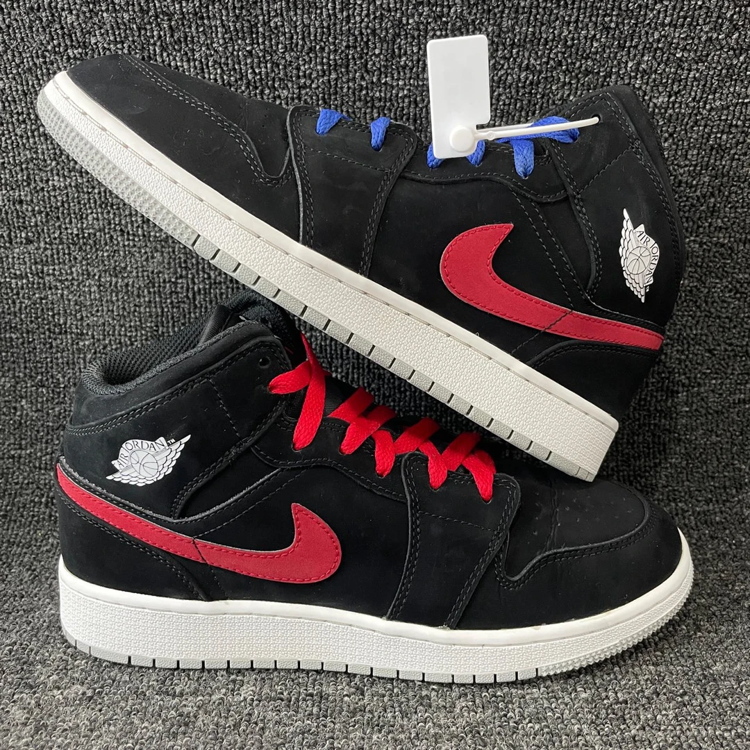 39码 AJ1红蓝 公价999 篮球鞋编号3623