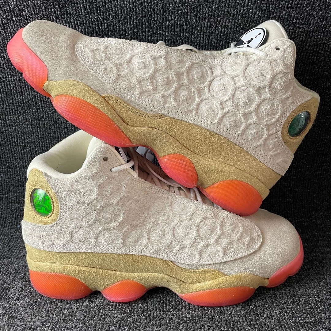 39码 AJ13粉白 版型偏窄 公价1339 篮球鞋编号4478