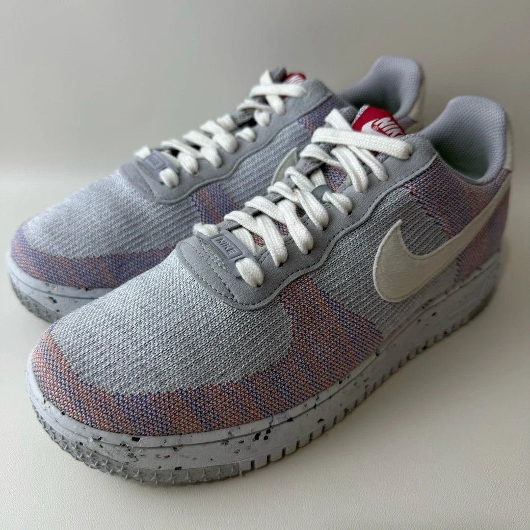 42码 AF1灰白红 二手不退换 公价999 篮球鞋编号6149