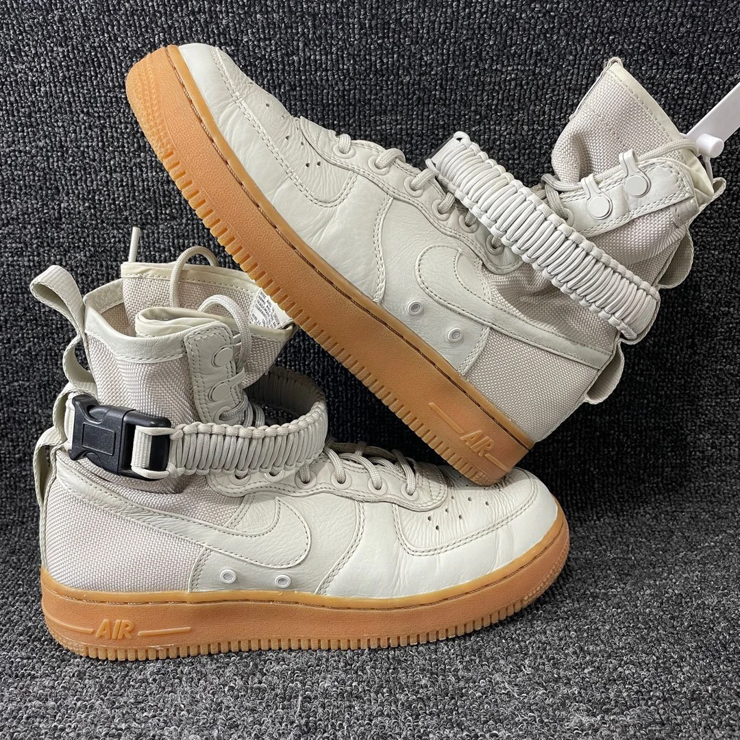 39码 AF1搭扣骨白 公价2789 篮球鞋编号2353
