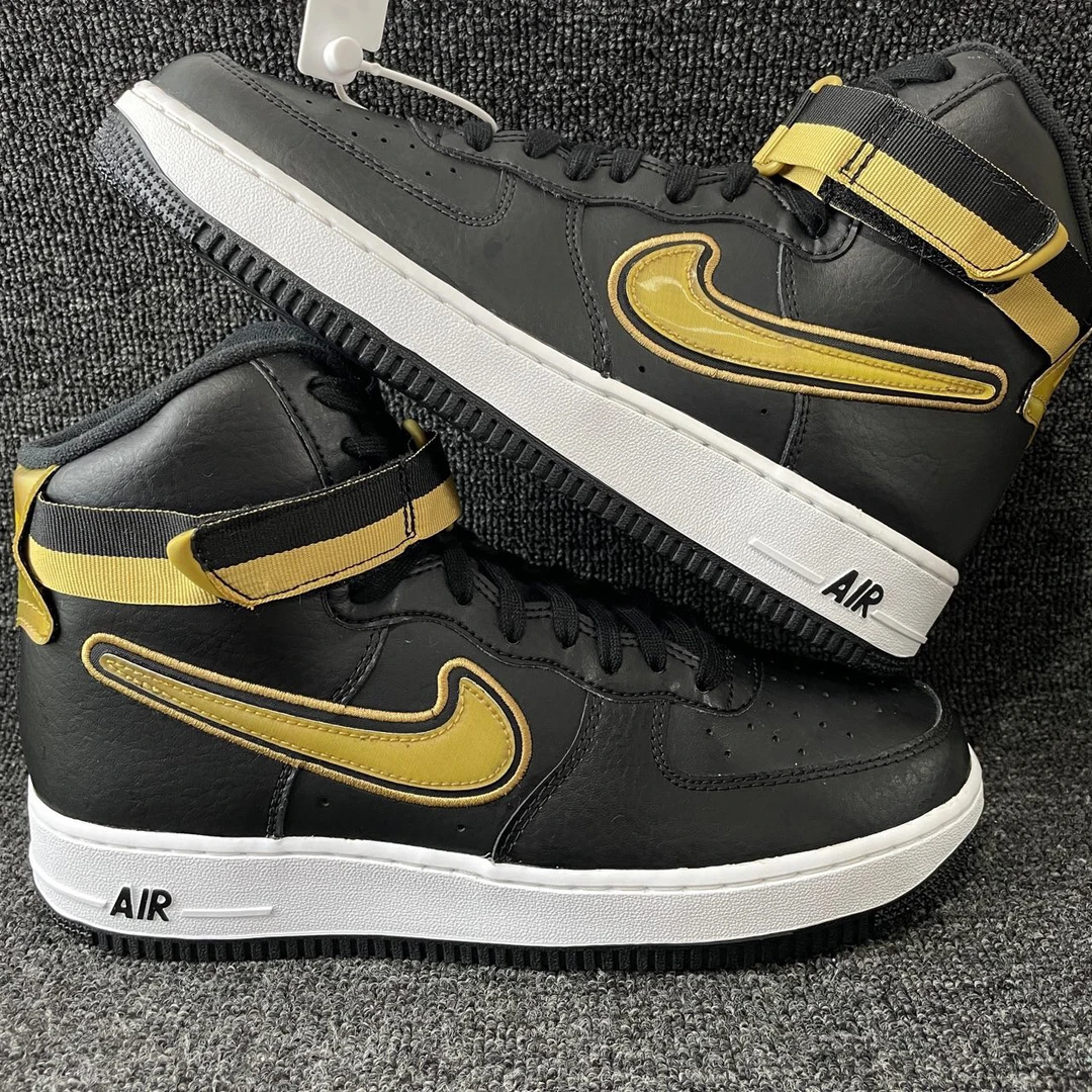 99新 AIR JORDAN 42.5码 AF1黑金 二手不退换 公价1372