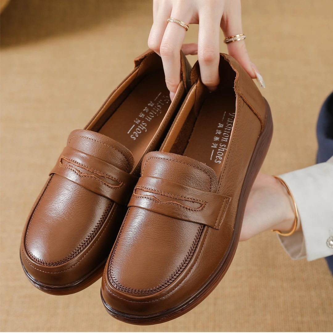 单鞋春秋妈妈鞋中老年软底妈妈鞋平底舒适休闲复古老人圆头秋季