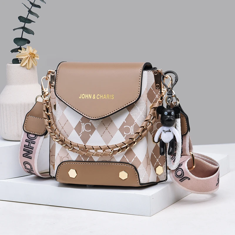 2024秋季网红新款时尚百搭手机包手提单肩斜挎小包包