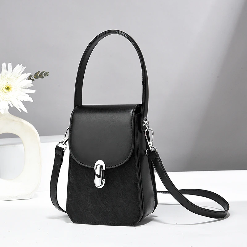 2025网红新款女包休闲手机包单肩斜挎小包包女士百搭时尚女包