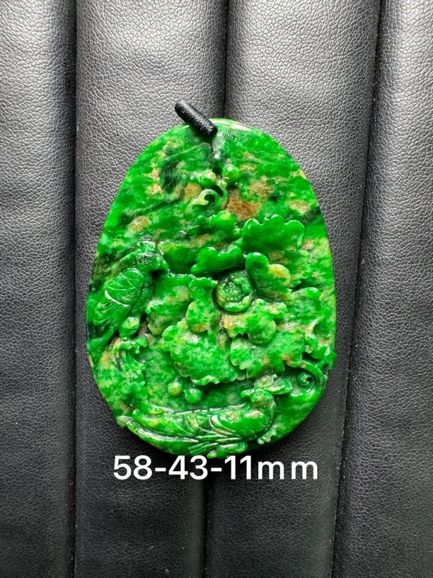 翡翠A货满色雕刻凤戏牡丹复古女士吊坠