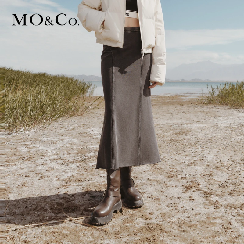 MOCO秋时装运动风高腰长款卫裙鱼尾裙半身裙MBC3SKTK02