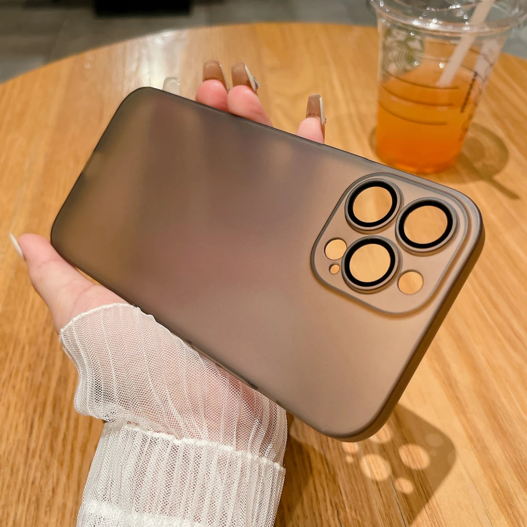 适用苹果15手机壳iPhone14ProMax肤感磨砂13Pro超薄透明12镜头膜