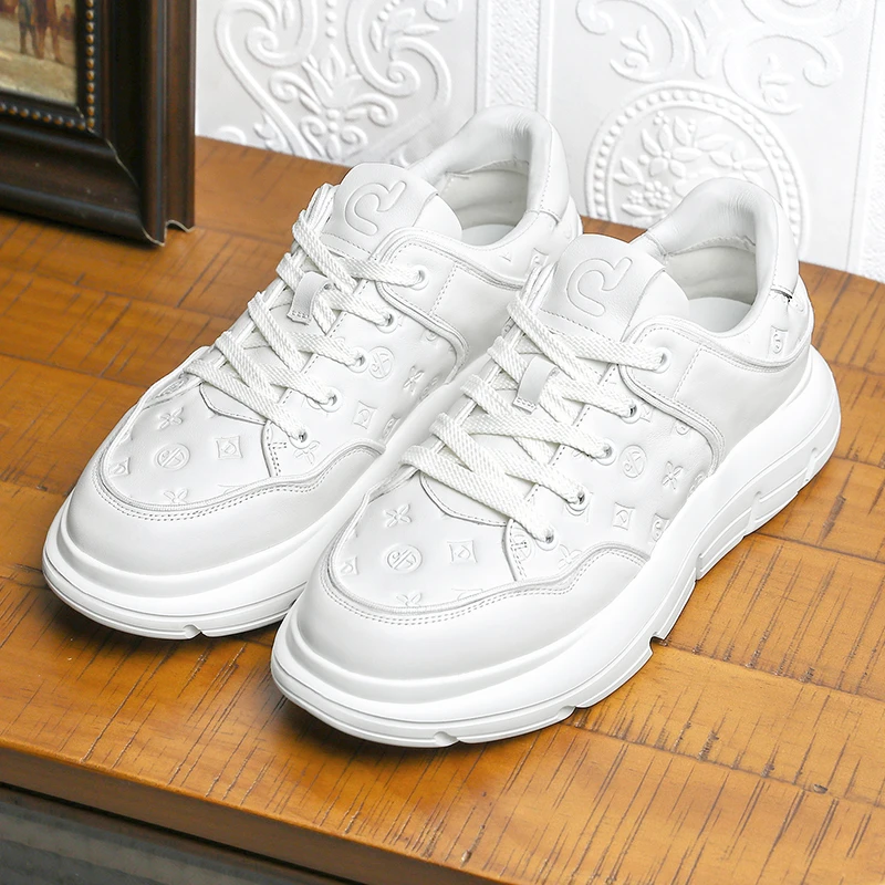 【德赛】秋季手工擦色新款真皮压花时尚男鞋厚底低帮休闲男士潮鞋男