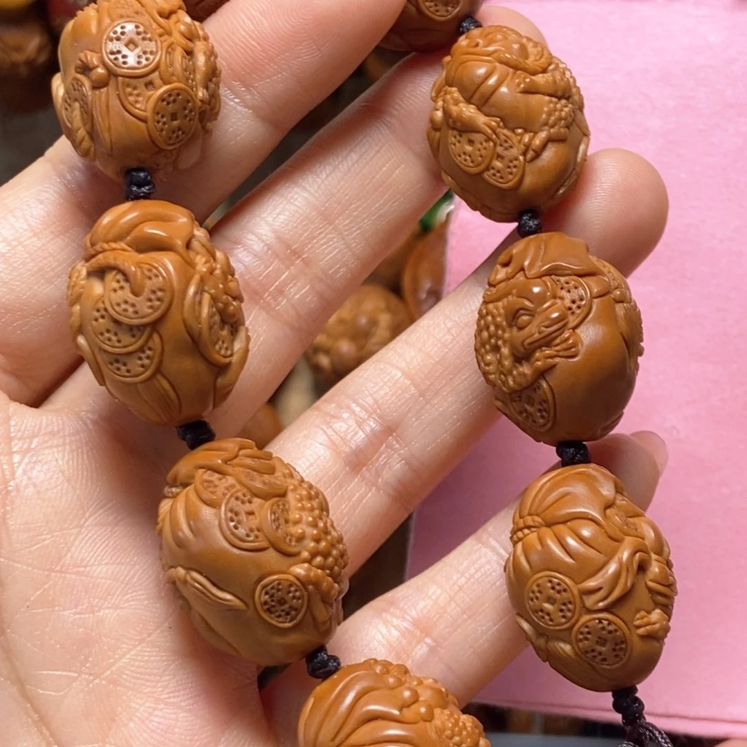 橄榄核核雕橄榄核