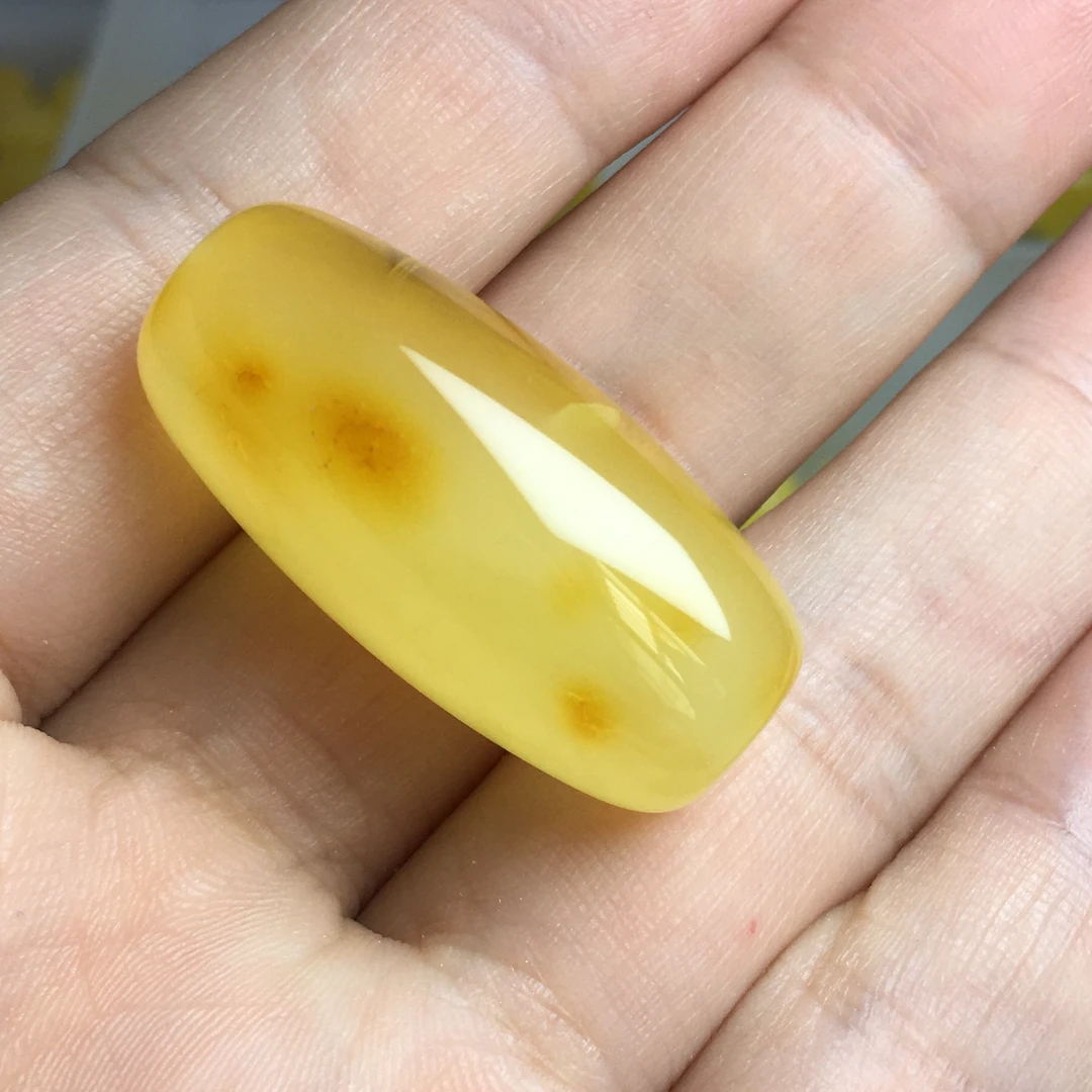 有瑕疵琥珀蜜蜡桶珠34×16.1mm 红皮俏色纯手工打磨天然保真无烤色