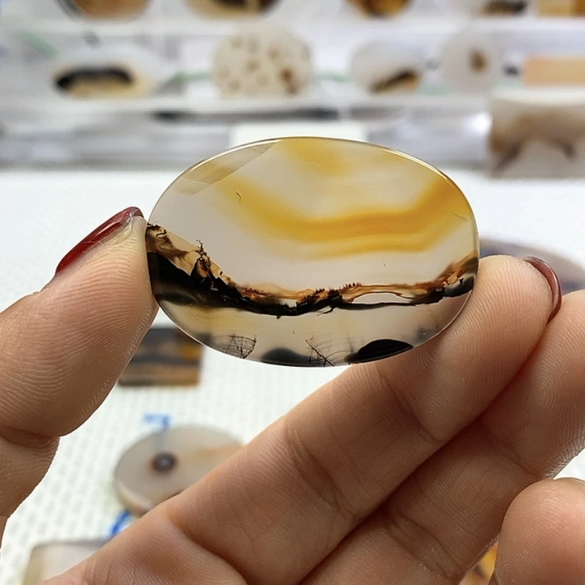【闪购商品】玛瑙/玉髓颈饰未镶嵌刘*