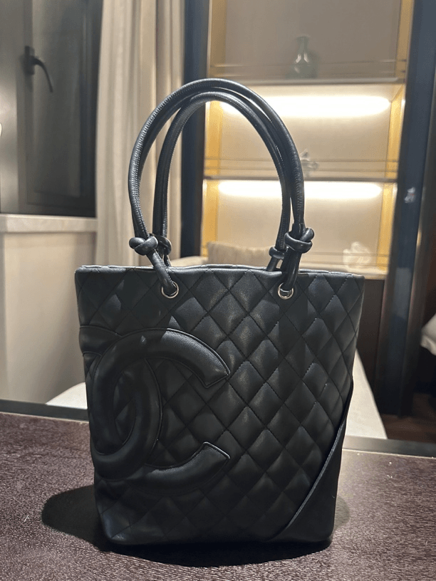 99新 Chanel/香奈儿 98新Chanel黑色小号康鹏菜篮子尺寸：21*24*12