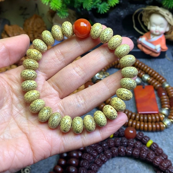 星月菩提吊坠菩提