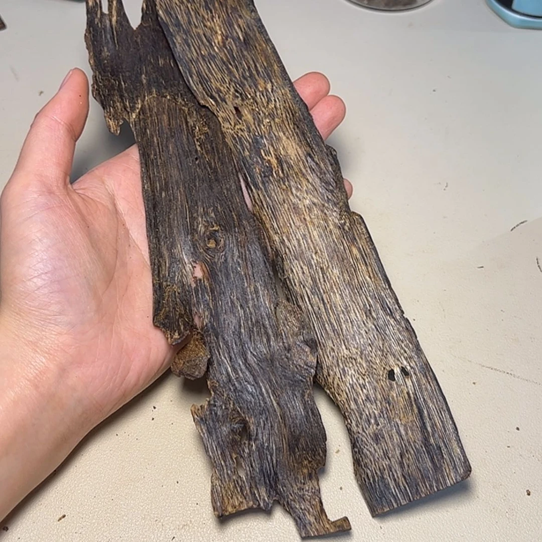 【闪购商品】沉香手把件森*海南沉水黑棋块料26克