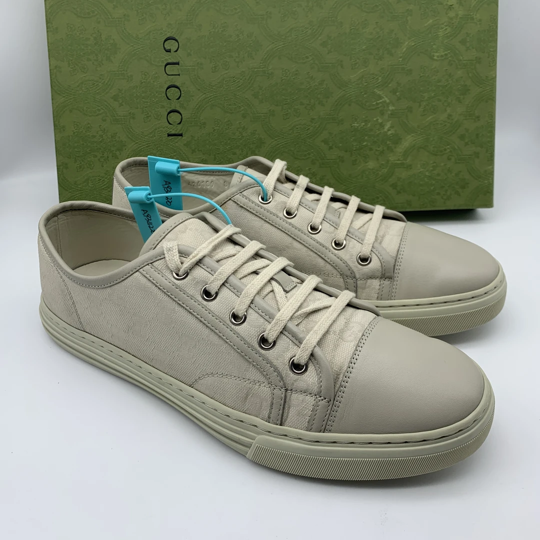 95新 GUCCI/古驰  /41/42欧码 二手男士米白老花休闲时尚板鞋