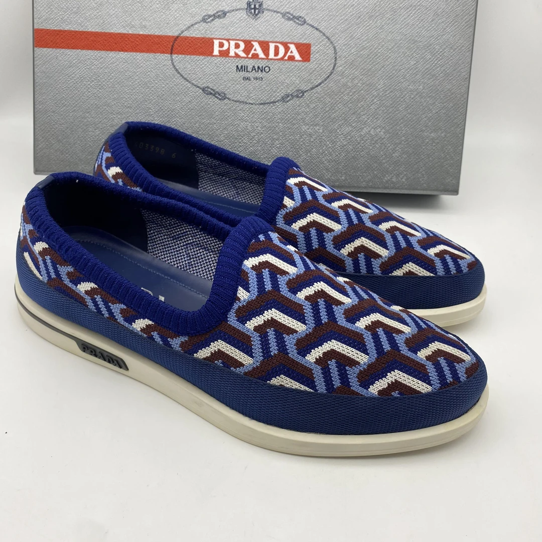Prada/普拉达蓝色织物舒适休闲时尚一脚蹬/成色自定义40码