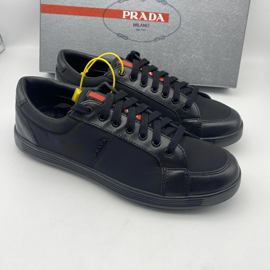 Prada/普拉达二手黑色舒适时尚休闲鞋/成色自定义40码
