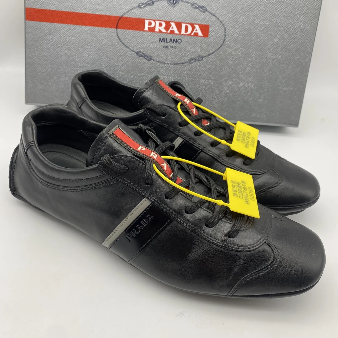 Prada/普拉达二手男士黑色皮面舒适休闲鞋/自定义95新/41码