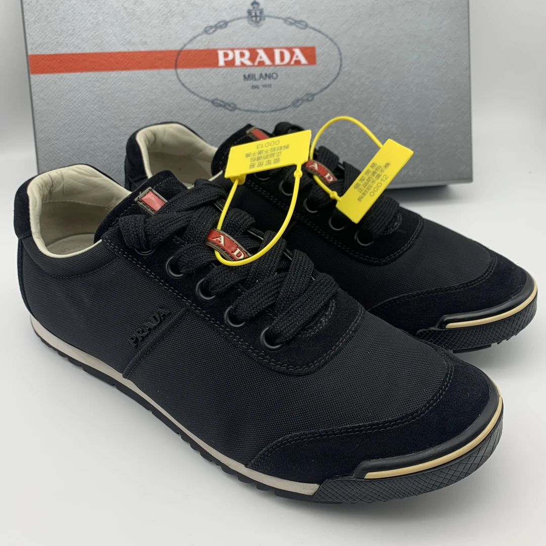 Prada/普拉达二手男士黑色帆布透气时尚休闲板鞋/95新40.5码