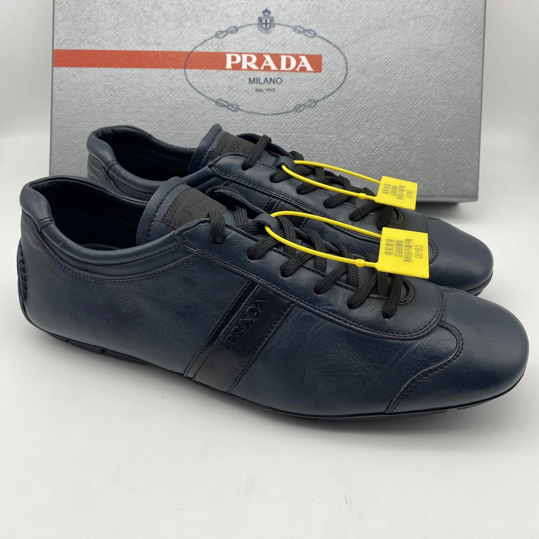 Prada/普拉达墨绿色全皮时尚低帮休闲鞋/41.5欧码/成色自定义