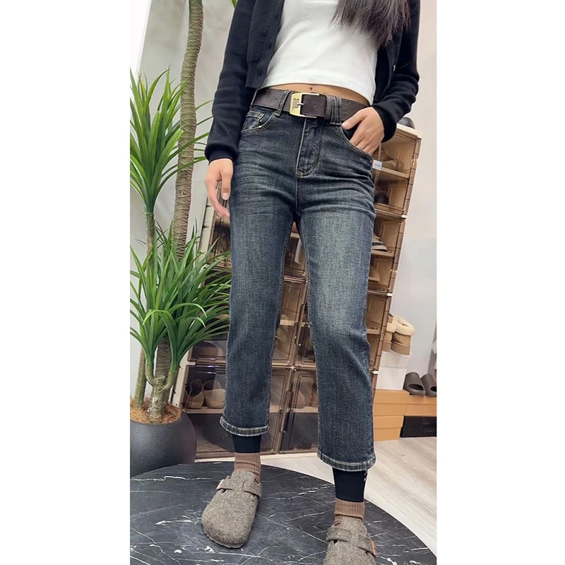 飞芊娅秋季大码梨形身材宽松烟管裤女新款高腰显瘦直筒九分牛仔裤