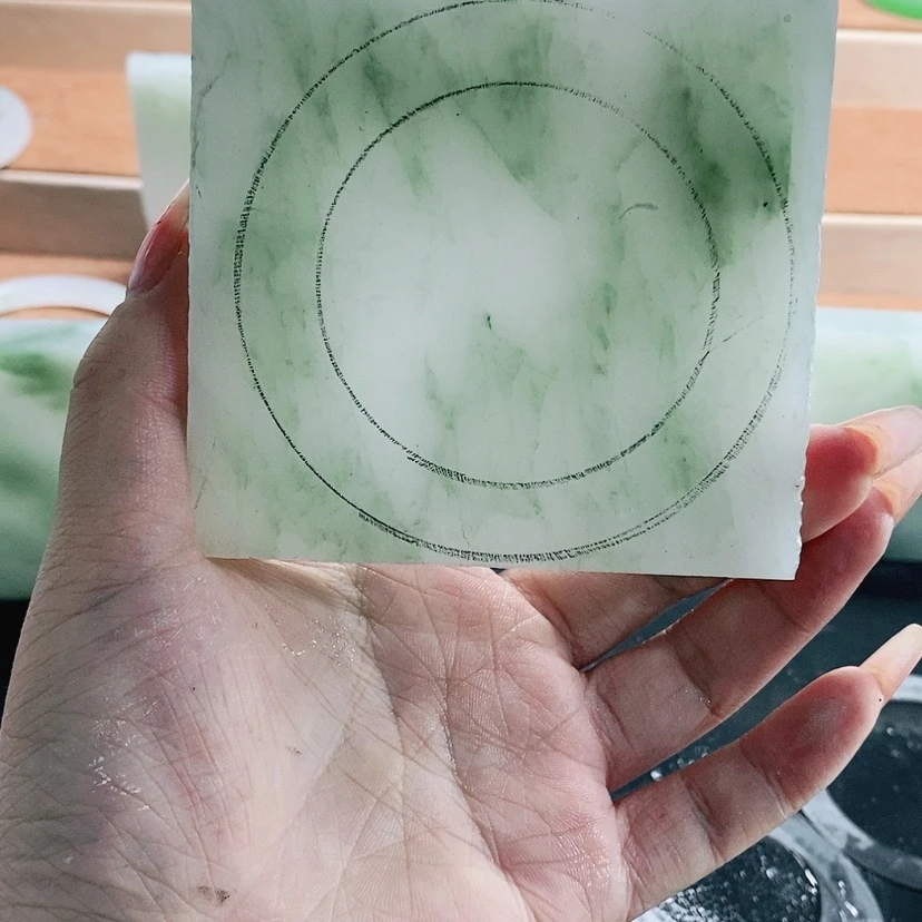 【闪购商品】定制石英质玉定制不退不换未镶嵌老*