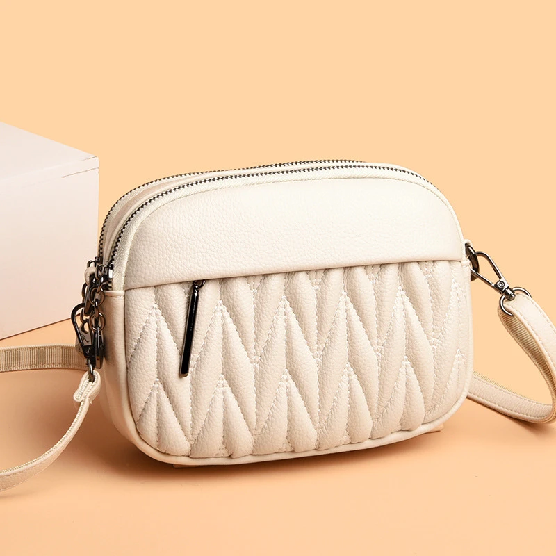 真皮女包时尚新款褶皱单肩斜挎包简约百搭夏季手机包妈妈包小圆包