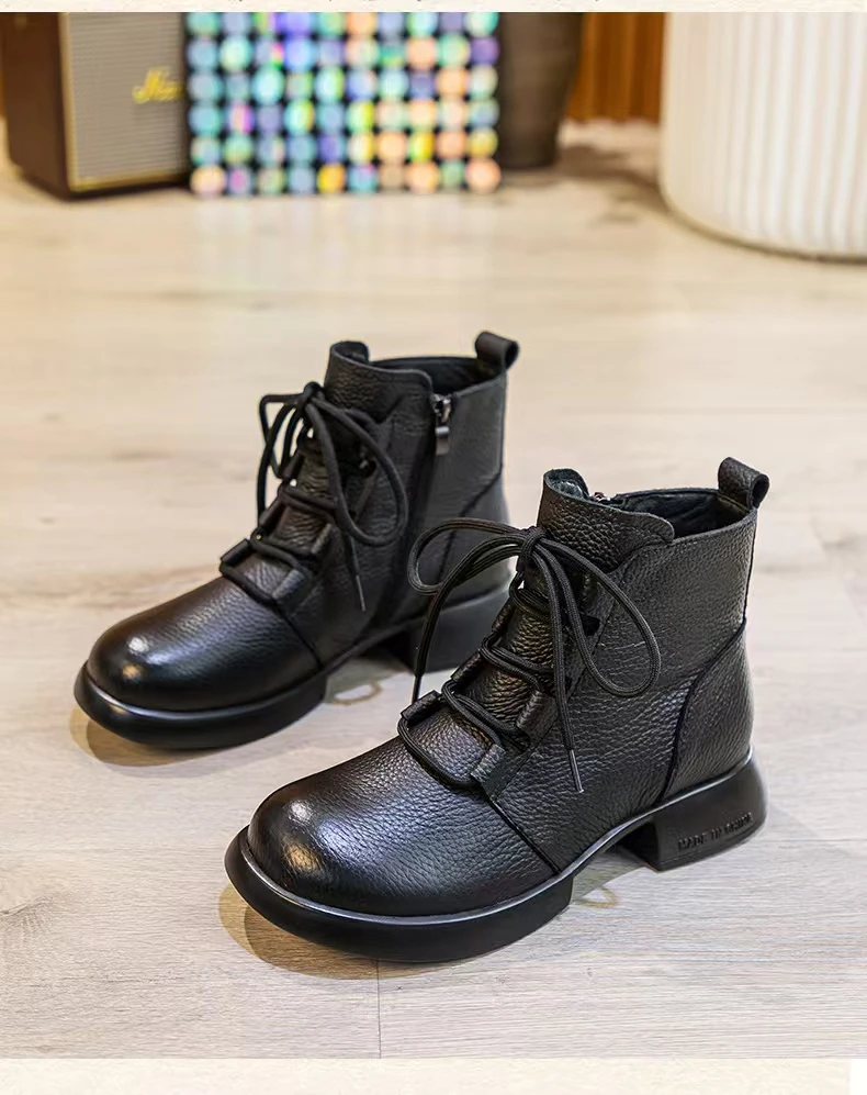 131黑色单断码清仓真皮短靴