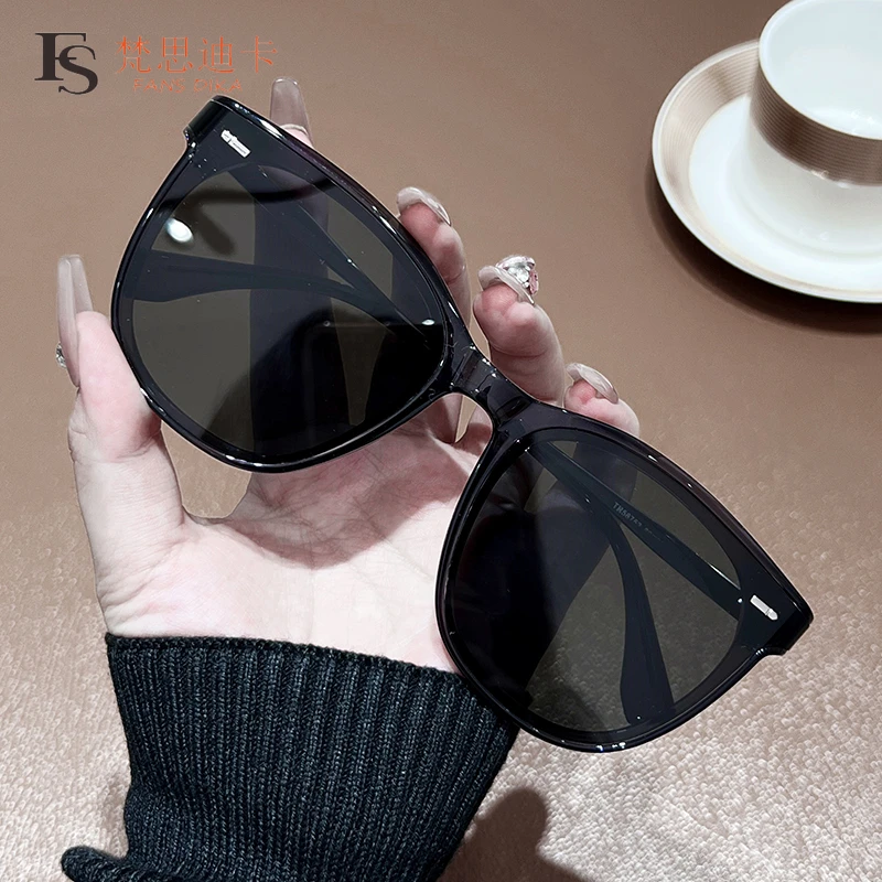 梵思迪卡新款时尚高清尼龙偏光太阳镜女夏季防紫外线网红街拍墨镜