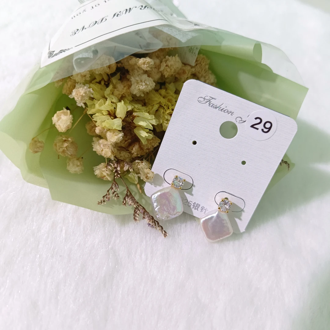 淡水珍珠耳钉王妃款方糖（s925银针）