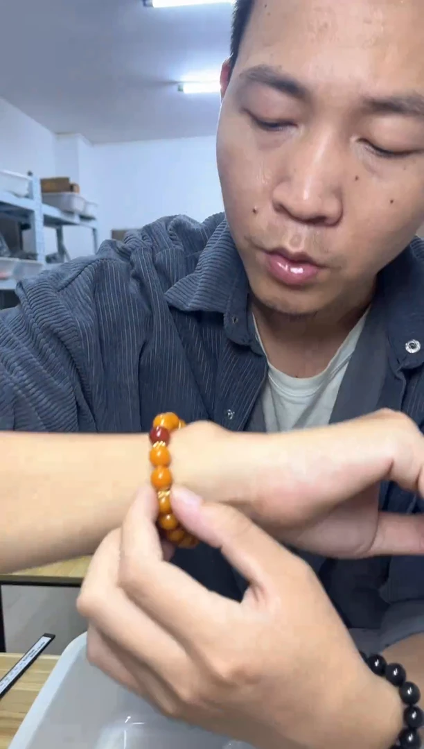 【闪购商品】琥珀手链未镶嵌手串