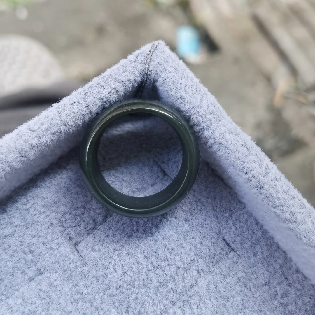 和田玉戒圈多样性发一个H2662