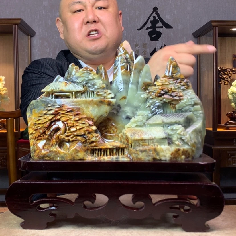 【闪购商品】蛇纹石玉摆件未镶嵌P****敌