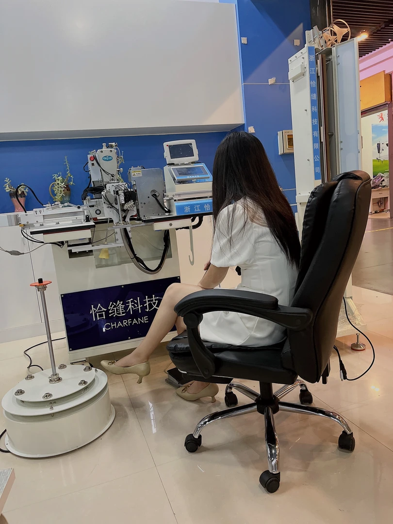 恰缝科技全自动接松紧机F-720-L龙门刀款