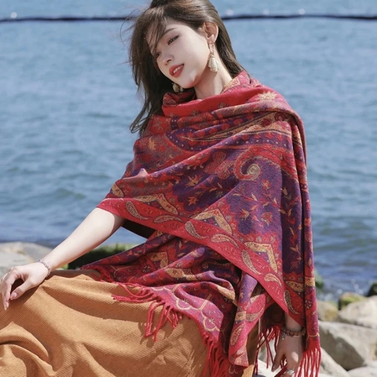 大理印象旅游民族风披肩腰果花保暖拍照披风外搭