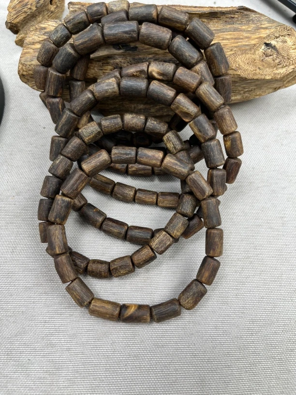 奇楠H沉香白奇沉水树心珠不规则单圈卡8多样性发一条