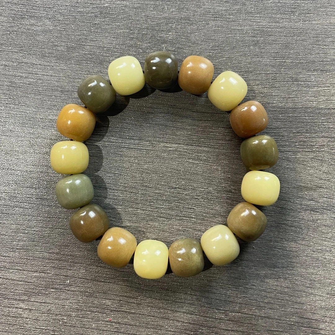 A90风化老料多宝菩提卡1.2+桶珠单圈