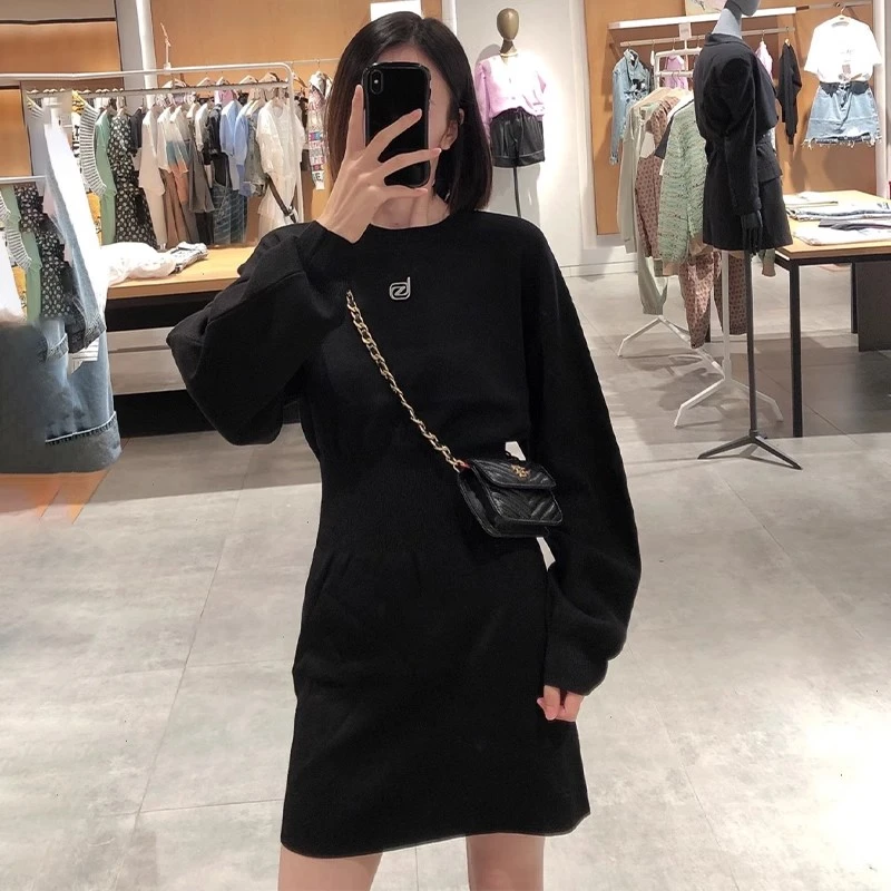 法式设计感小众配大衣内搭毛衣小黑裙小个子打底针织连衣裙女秋冬