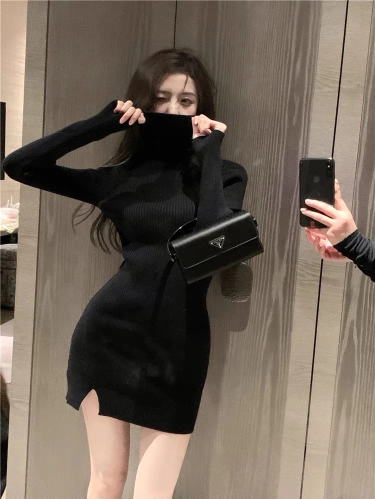 性感辣妹纯欲高领针织连衣裙女设计感开叉紧身包臀内搭打底毛衣裙