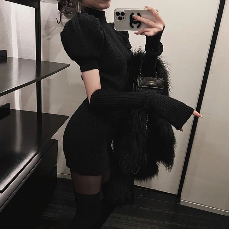 2025秋冬新款针织连衣裙修身显瘦半高领泡泡袖断袖毛衣包臀短裙子