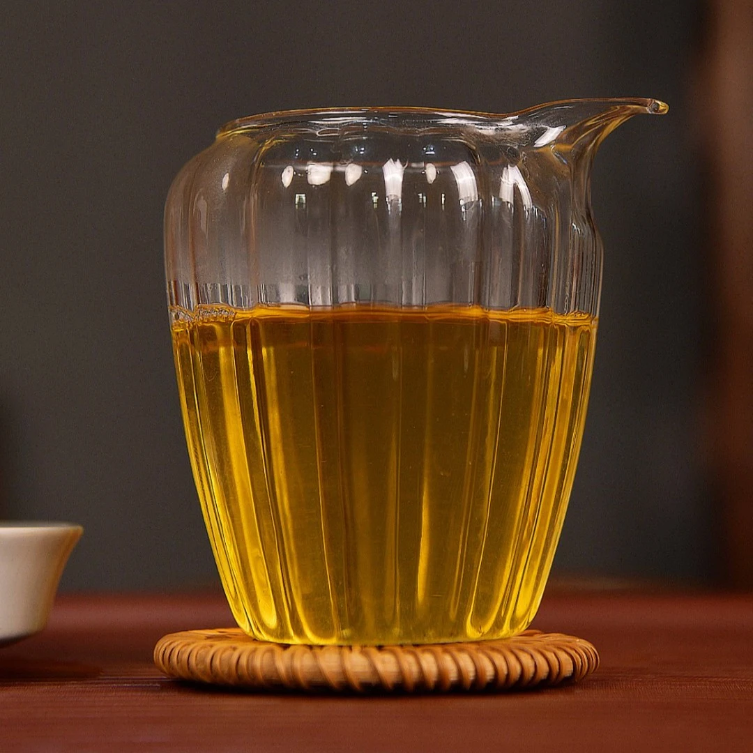 2023年老班章夏茶大碎100克