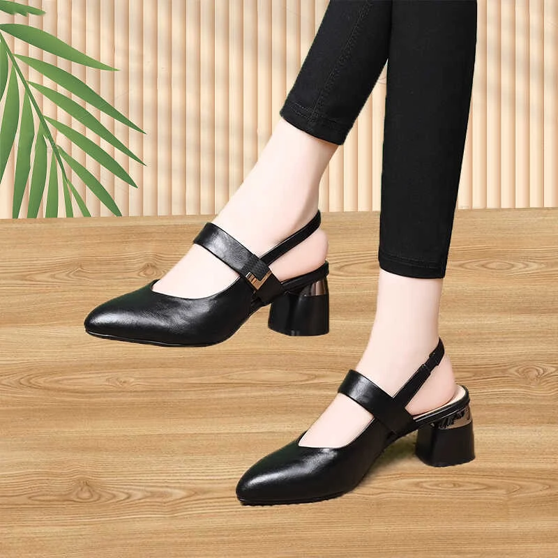 包头凉鞋女软皮粗跟2024夏季外穿搭扣舒适百搭低跟一字带妈妈凉拖