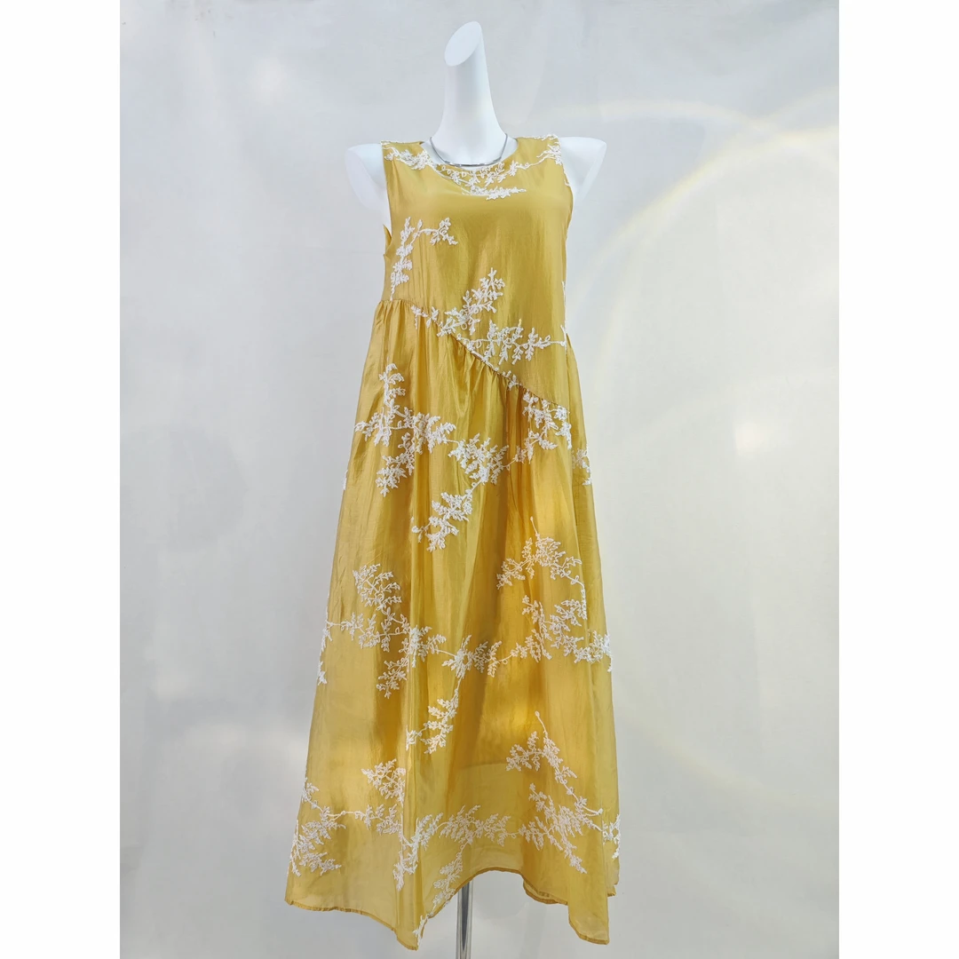 【清】夏季新款碳黑色绣花无袖连衣裙L2450