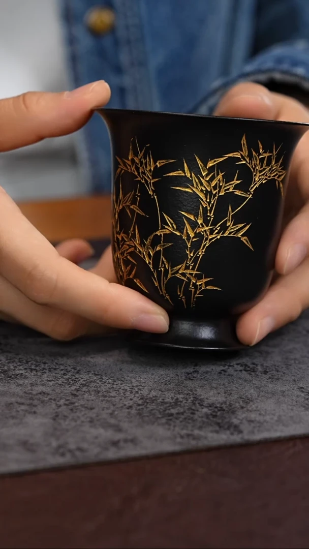 【闪购商品】紫砂茶杯朱泥焐灰超薄胎 周腾亮竹刻