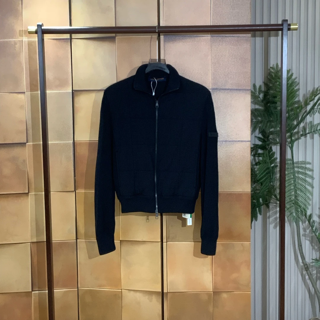 LouisVuittonlv徽标字母logo羊毛针织棉夹克外套xs码99新24024