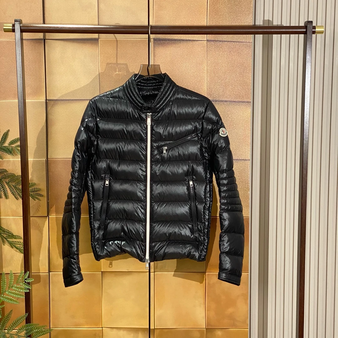 MonclerBerriat23SS黑色亮面刺绣徽标logo立领羽绒/2码99新26222