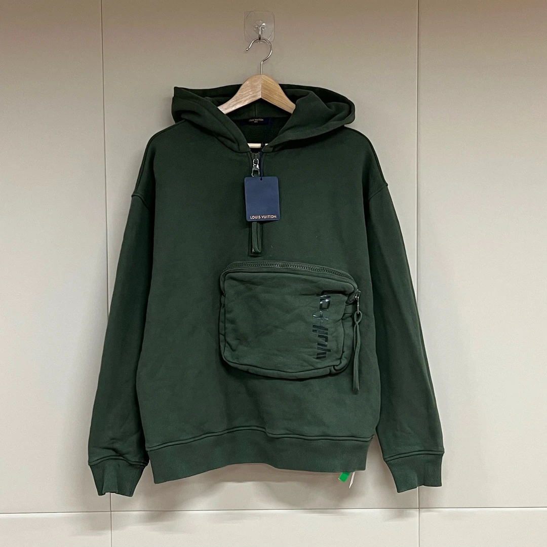 Louis Vuitton lv军绿色战术大口袋半拉链帽衫/L码/99新/13343
