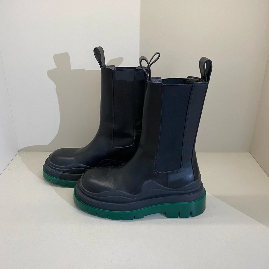 Bottega Veneta黑色皮革厚底高筒靴/38码/99新/20132