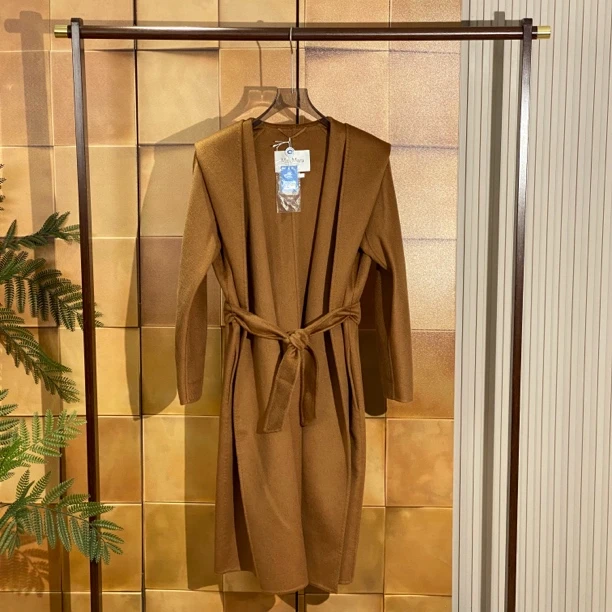 MaxMara Navarra爆款焦糖色连帽羊绒大衣/38码/全新 公价5w/25292