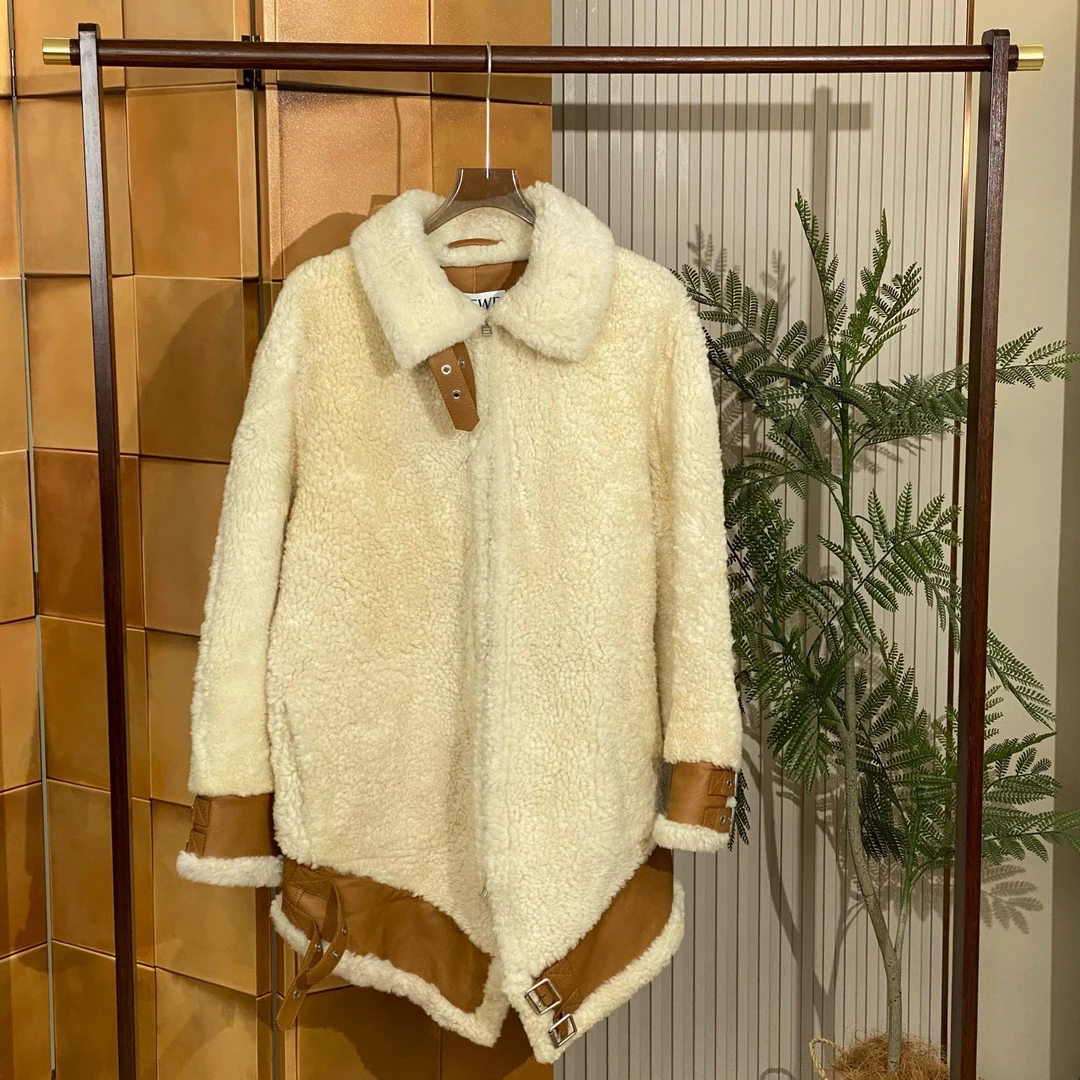 Loewe翻领解构式腰带羊毛皮大衣/46码/99新 公价47900/女17448